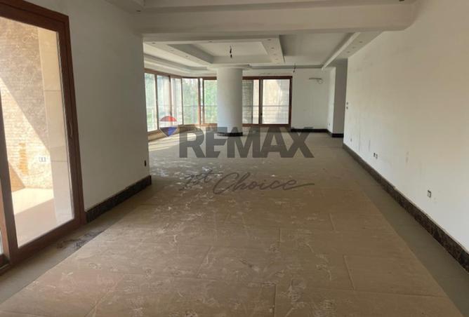 8133421 - Property Image 2