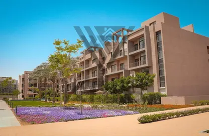 Apartment - 2 Bedrooms - 2 Bathrooms for sale in Moon Residences - Fifth Square - The 5th Settlement - New Cairo City - Cairo