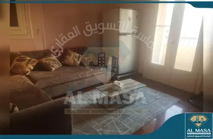 Apartment - 3 Bedrooms - 1 Bathroom for sale in Gesr Al Suez St. - El Hegaz Square - El Nozha - Cairo