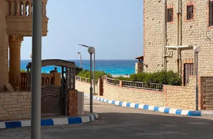 فيلا - 5 غرف نوم - 3 حمامات للبيع في هليو بيتش - قسم برج العرب - الساحل الشمالي