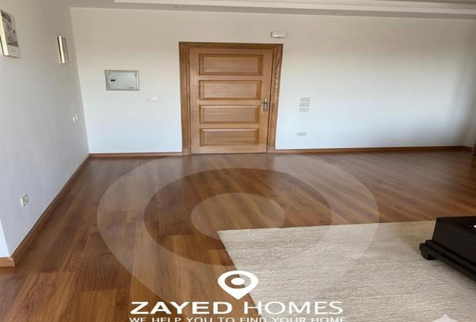 8418919 - Property Image 2