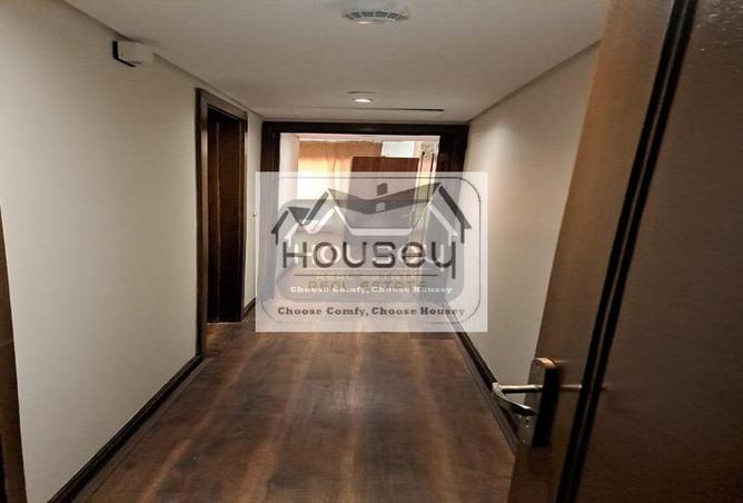8072256 - Property Image 3