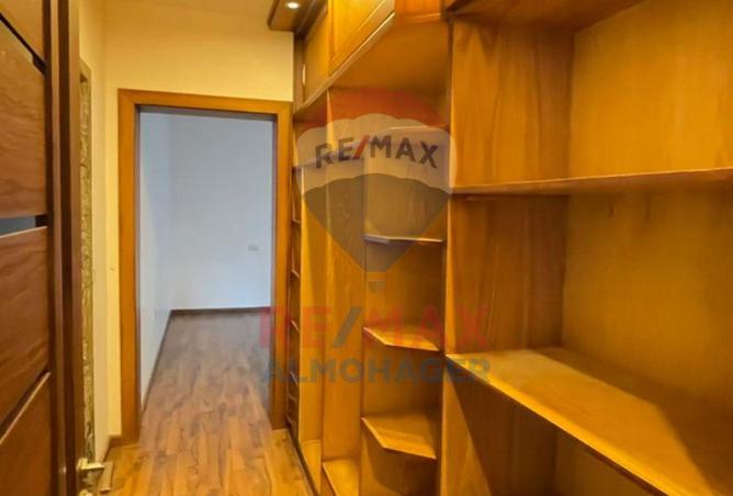 8542240 - Property Image 3