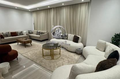 شقة - 3 غرف نوم - 3 حمامات للايجار في ذا كورت ياردز - كمبوندات الشيخ زايد - الشيخ زايد - الجيزة