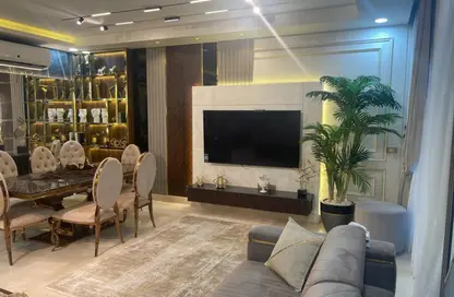 Apartment - 3 Bedrooms - 3 Bathrooms for rent in 90 Avenue - South Investors Area - New Cairo City - Cairo