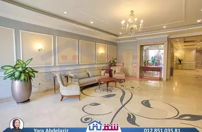 Apartment - 3 Bedrooms - 3 Bathrooms for sale in Al Geish Road - Azarita - Hay Wasat - Alexandria