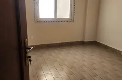 مكتب عمل جماعي - استوديو - 8 حمامات للايجار في شارع بيرم التونسي - النرجس 1 - النرجس - مدينة القاهرة الجديدة - القاهرة