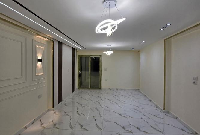 8379233 - Property Image 3