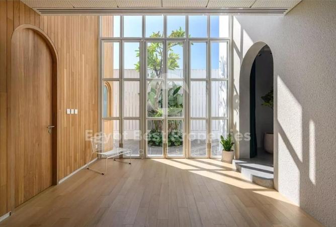 8116851 - Property Image 2