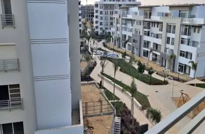 Apartment - 3 Bedrooms - 2 Bathrooms for sale in Hyde Park - 5th Settlement Compounds - The 5th Settlement - New Cairo City - Cairo