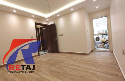 Apartment - 3 Bedrooms - 3 Bathrooms for sale in Ahmed Fakhry St. - 6th Zone - Nasr City - Cairo