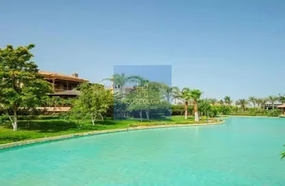 Apartment - 2 Bedrooms - 3 Bathrooms for sale in Swan Lake Residence - 5th Settlement Compounds - The 5th Settlement - New Cairo City - Cairo