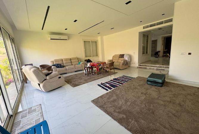 8108344 - Property Image 2