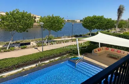 فيلا - 5 غرف نوم - 5 حمامات للبيع في مراسي - سيدي عبد الرحمن - الساحل الشمالي