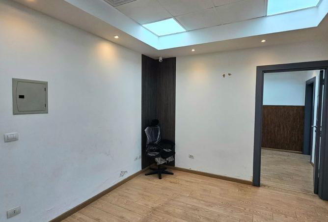 8260005 - Property Image 3