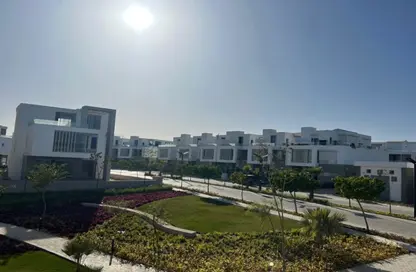 Townhouse - 3 Bedrooms - 4 Bathrooms for sale in Joulz - Cairo Alexandria Desert Road - 6 October City - Giza
