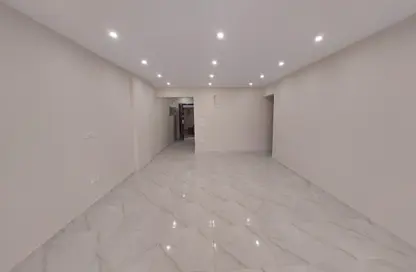 Apartment - 3 Bedrooms - 3 Bathrooms for rent in 6 October City - Giza