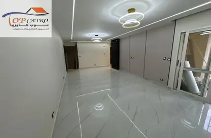 Apartment - 3 Bedrooms - 2 Bathrooms for sale in Madinaty - Cairo