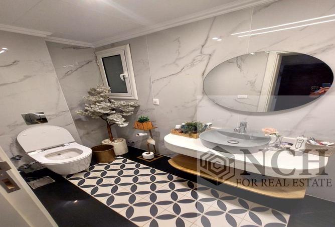 8382521 - Property Image 3