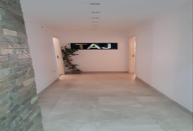 8521519 - Property Image 2