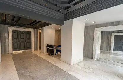 Apartment - 2 Bedrooms - 1 Bathroom for sale in Crystal Plaza - Zahraa El Maadi - Hay El Maadi - Cairo