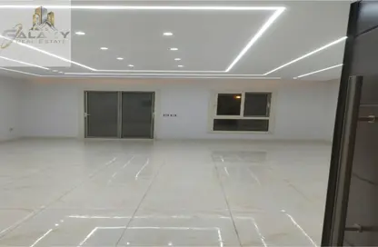Apartment - 3 Bedrooms - 2 Bathrooms for rent in South Lotus - El Lotus - New Cairo City - Cairo