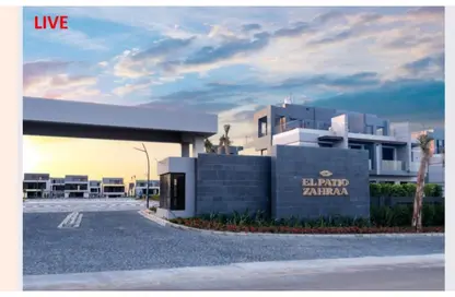 Office Space - Studio - 2 Bathrooms for sale in Patio Al Zahraa - Sheikh Zayed Compounds - Sheikh Zayed City - Giza