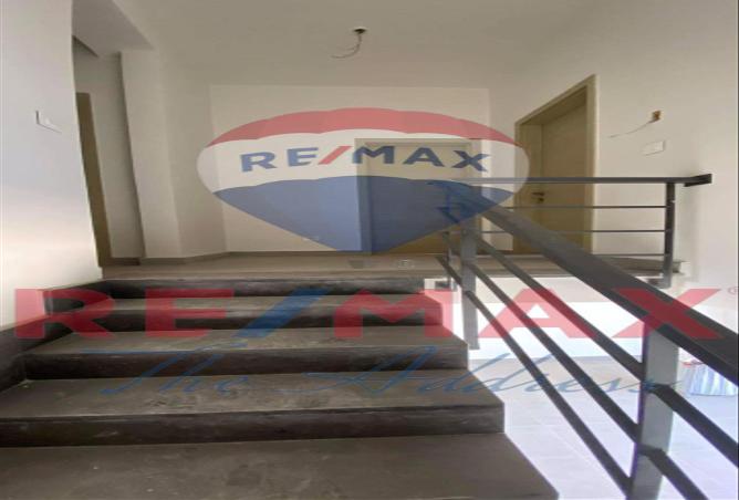 7973926 - Property Image 2