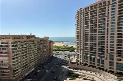 شقة - 3 غرف نوم - 4 حمامات للبيع في سان ستيفانو - حي شرق - الاسكندرية