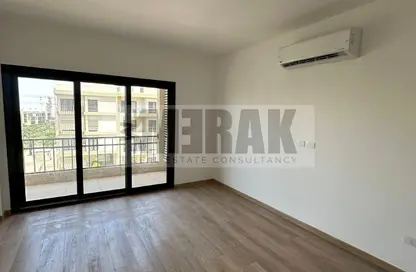 Apartment - 3 Bedrooms - 2 Bathrooms for sale in Moon Residences - Fifth Square - The 5th Settlement - New Cairo City - Cairo