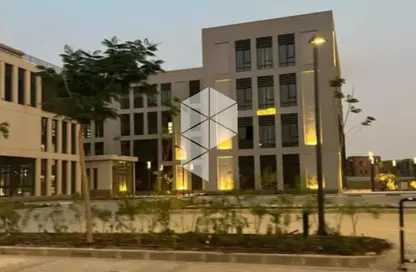 Office Space - Studio - 4 Bathrooms for rent in District 5 - 5th Settlement Compounds - The 5th Settlement - New Cairo City - Cairo