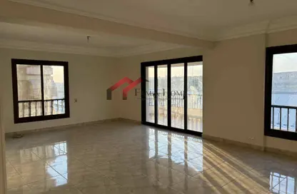 Apartment - 3 Bedrooms - 2 Bathrooms for sale in Degla View - Zahraa El Maadi - Hay El Maadi - Cairo