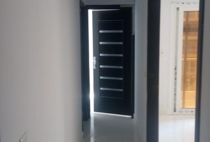 8273398 - Property Image 3