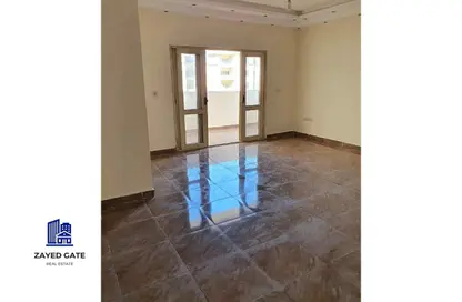 Apartment - 3 Bedrooms - 2 Bathrooms for rent in Al Khamayel city - Sheikh Zayed Compounds - Sheikh Zayed City - Giza