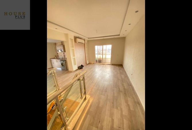 8045805 - Property Image 2