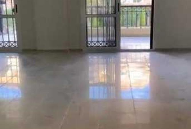 8197960 - Property Image 2