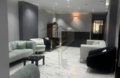 شقة - 3 غرف نوم - 1 حمام للايجار في شارع الشهيد جواد حسني - الإبراهيمية - حي وسط - الاسكندرية