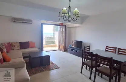 Apartment - 2 Bedrooms - 1 Bathroom for rent in Sarayat Al Maadi - Hay El Maadi - Cairo