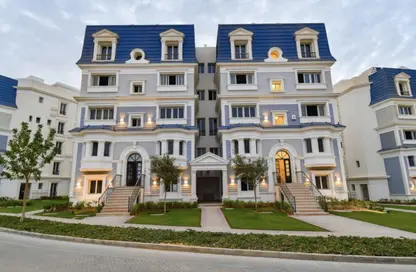 Apartment - 2 Bedrooms - 2 Bathrooms for sale in Mohamed Naguib Axis - North Investors Area - New Cairo City - Cairo