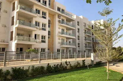 شقة - 2 غرف نوم - 2 حمامات للبيع في فيلدج ويست - كمبوندات الشيخ زايد - الشيخ زايد - الجيزة