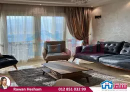 Apartment - 3 Bedrooms - 3 Bathrooms for rent in Al Geish Road - Laurent - Hay Sharq - Alexandria
