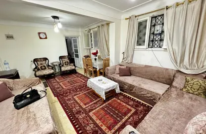 Apartment - 2 Bedrooms - 1 Bathroom for rent in Zakaria Ghoneim St. - Ibrahimia - Hay Wasat - Alexandria
