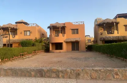 فيلا - 3 غرف نوم - 4 حمامات للبيع في ماونتين فيو السخنة 2 - ماونتن فيو - العين السخنة - السويس