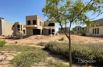 Villa - 3 Bedrooms - 4 Bathrooms for sale in Ivy - Cairo Alexandria Desert Road - Giza
