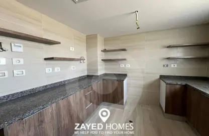 شقة - 2 غرف نوم - 3 حمامات للايجار في نيو جيزة - طريق مصر اسكندرية الصحراوي - مدينة 6 أكتوبر - الجيزة