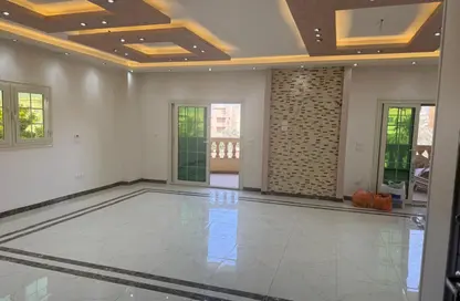 شقة - 3 غرف نوم - 3 حمامات للايجار في شارع زكريا احمد - البنفسج 5 - البنفسج - مدينة القاهرة الجديدة - القاهرة