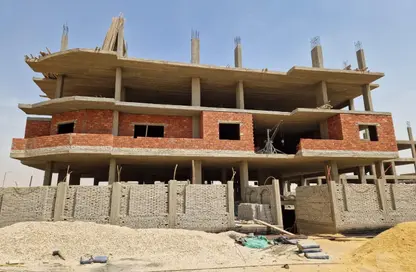 Apartment - 3 Bedrooms - 2 Bathrooms for sale in Bait Alwatan - The 5th Settlement - New Cairo City - Cairo