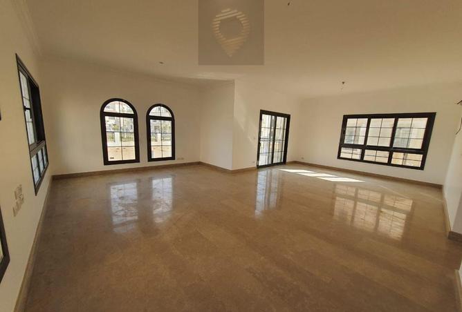 8063329 - Property Image 3
