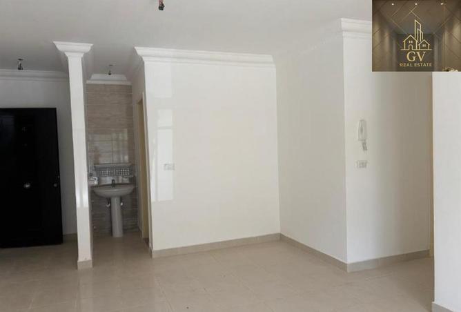 8543446 - Property Image 3