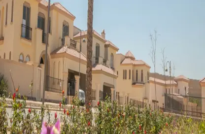 Villa - 4 Bedrooms - 4 Bathrooms for sale in Alba Spendia - Uptown Cairo - Mokattam - Cairo